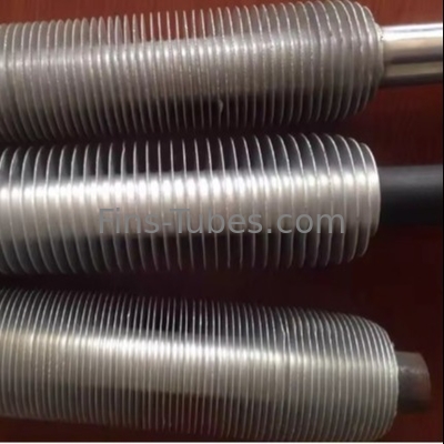 Vàng Carbon Steel Fin Tube 0.3-1.2mm Tube 2.5-20mm Fin Khoảng cách 16-63mm Od